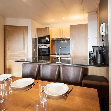 Les Balcons De & Apartamento *